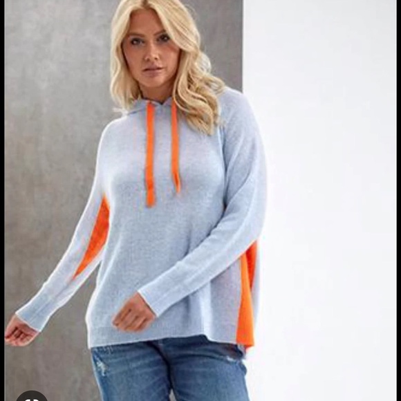 Brodie Cashmere Sweaters - Brodie Cashmere Contrast Hoodie  Pull Over Sweater